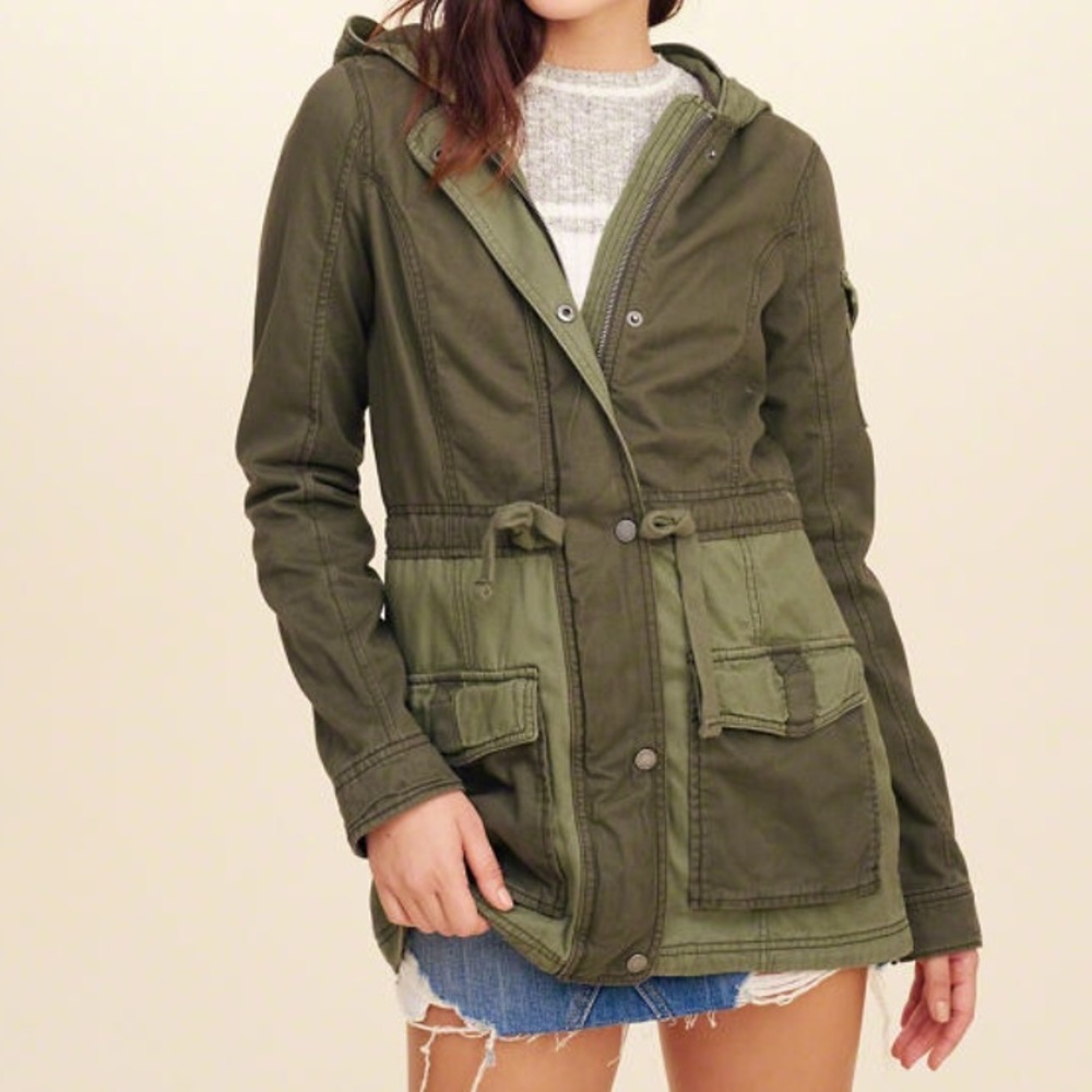 Two-toned utility parka